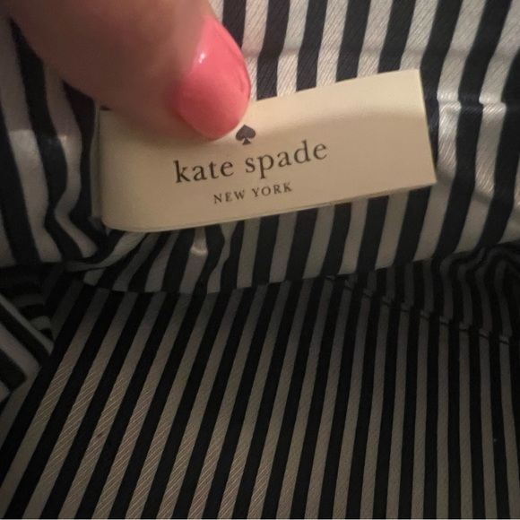 Kate Spade Purse - Picture 8 of 9